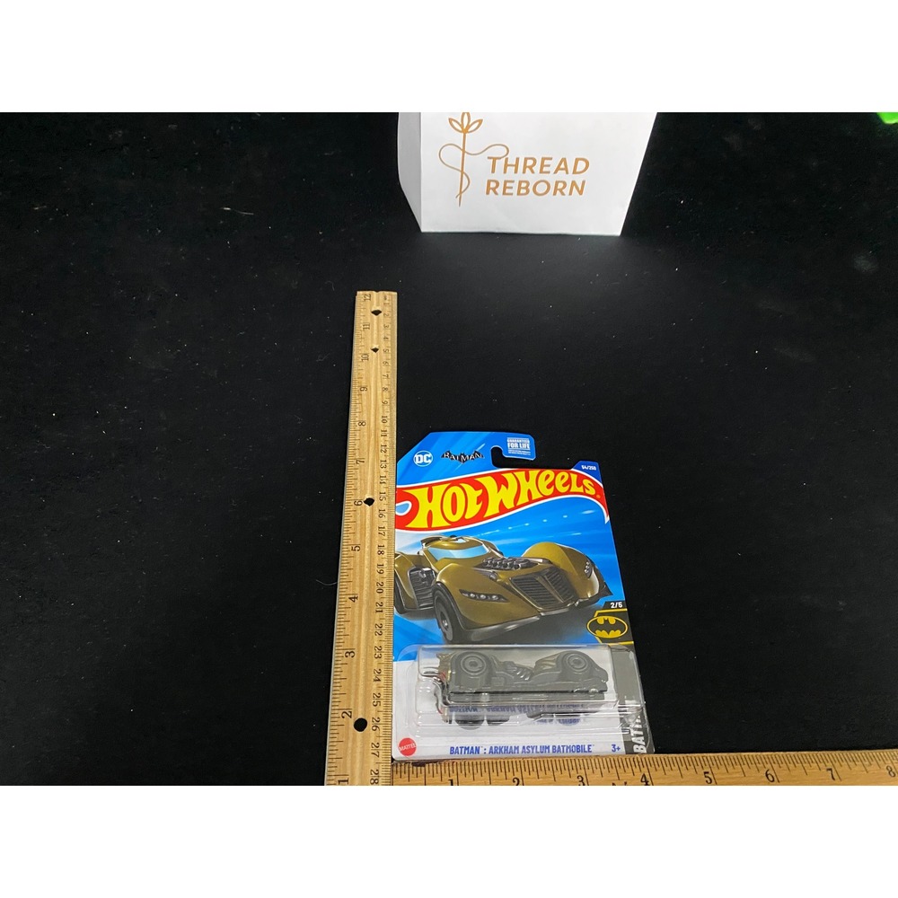 Hot Wheels Batman Arkham Asylum Batmobile 2/5 Diecast‎ Car 2022 54/250 New